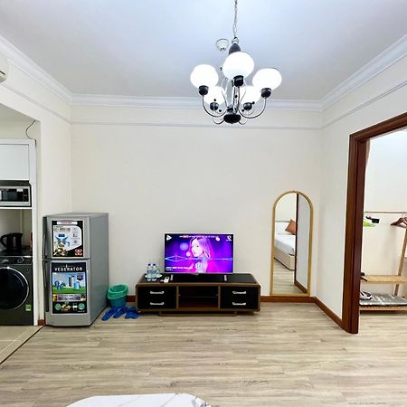 Diny Aparthotel - Rooftop Pool - The Manor 2 Ho Chi Minh City Exterior photo